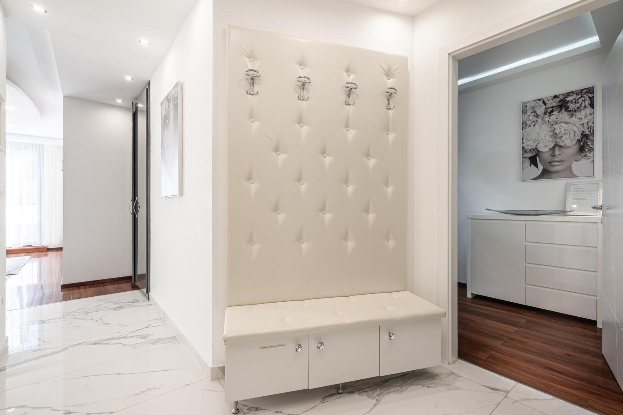 Kiraly 44 Luxury Apartment With Free Parking Budapest Eksteriør bilde