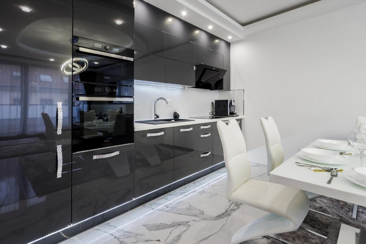 Kiraly 44 Luxury Apartment With Free Parking Budapest Eksteriør bilde
