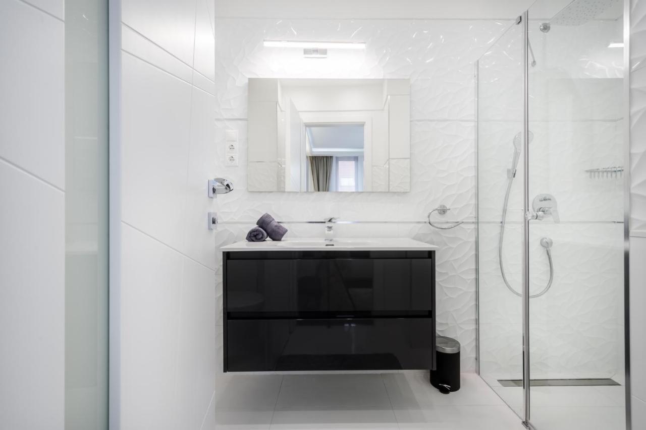 Kiraly 44 Luxury Apartment With Free Parking Budapest Eksteriør bilde